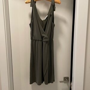 Dex Green Sleeveless Wrap Midi Dress